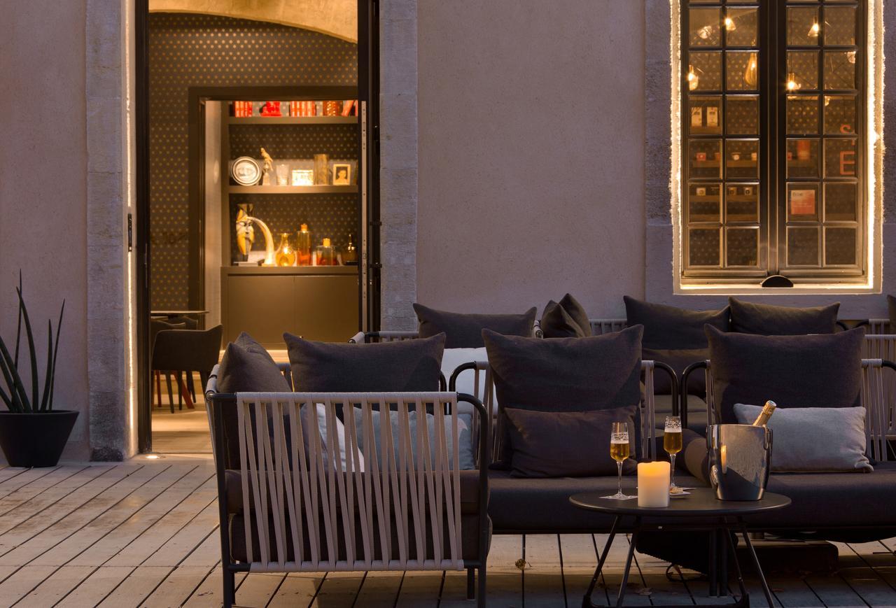 Boutique Hotel Des Remparts & Spa Aigues-Mortes Luaran gambar