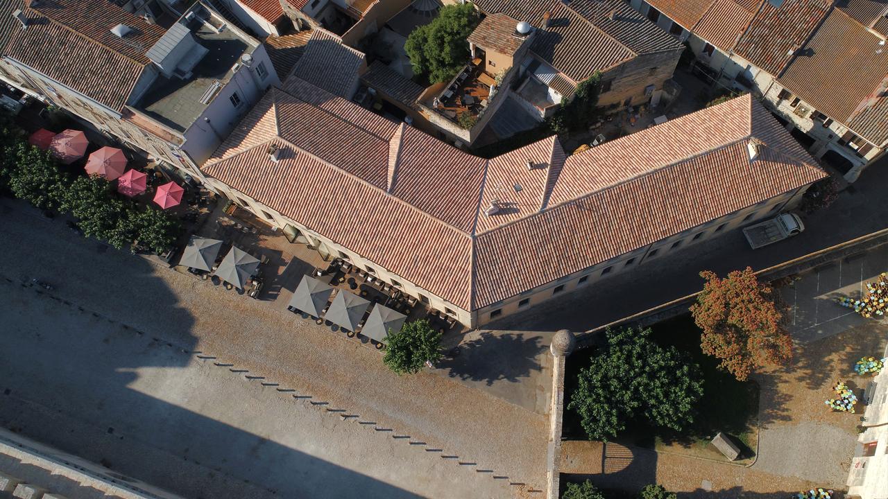 Boutique Hotel Des Remparts & Spa Aigues-Mortes Luaran gambar